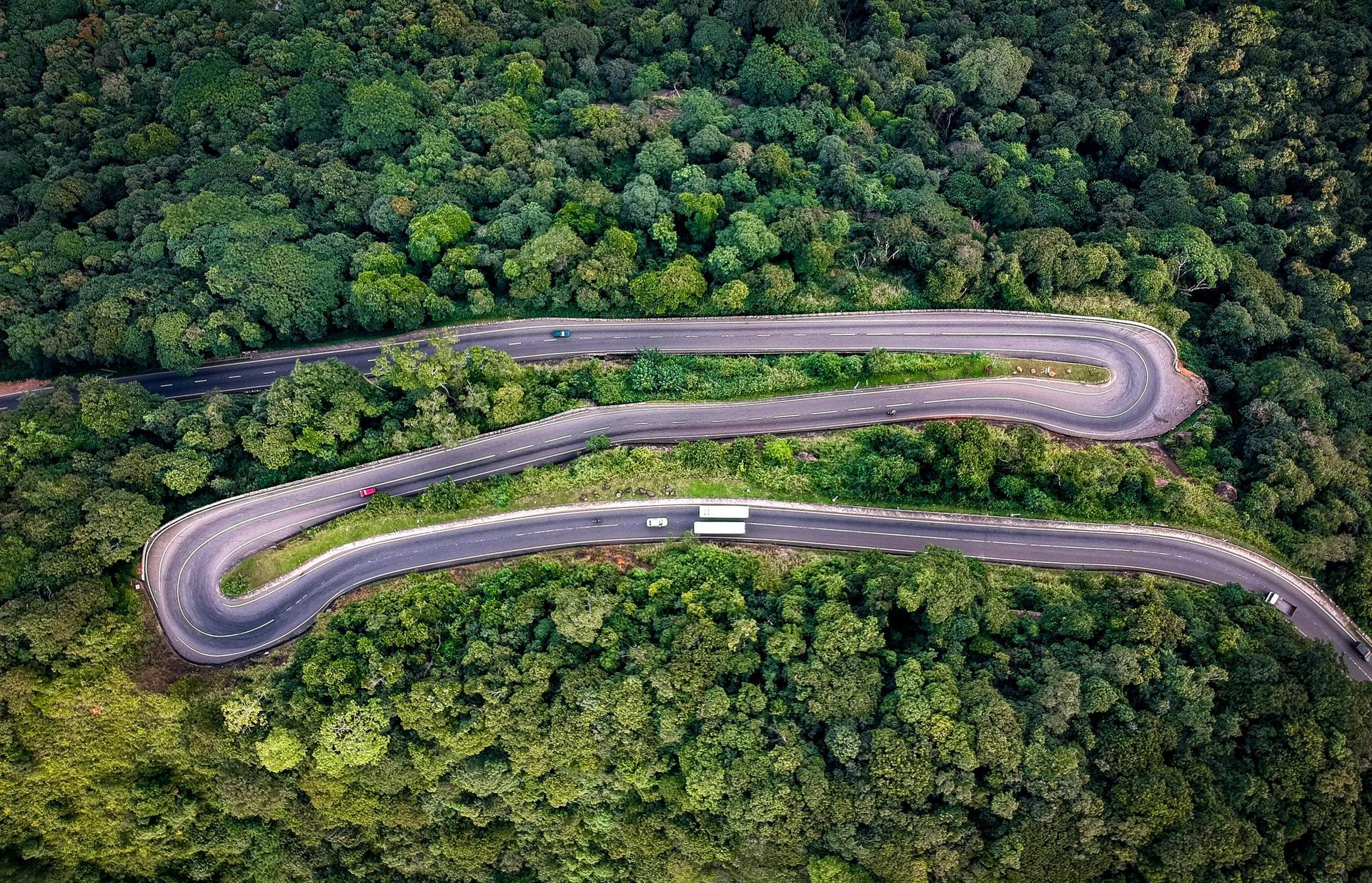 Long distans images of roads